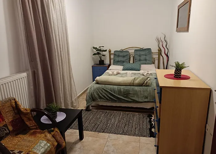 Blue Moon Apartments